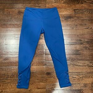 Yogalicious cobalt blue Capri leggings!